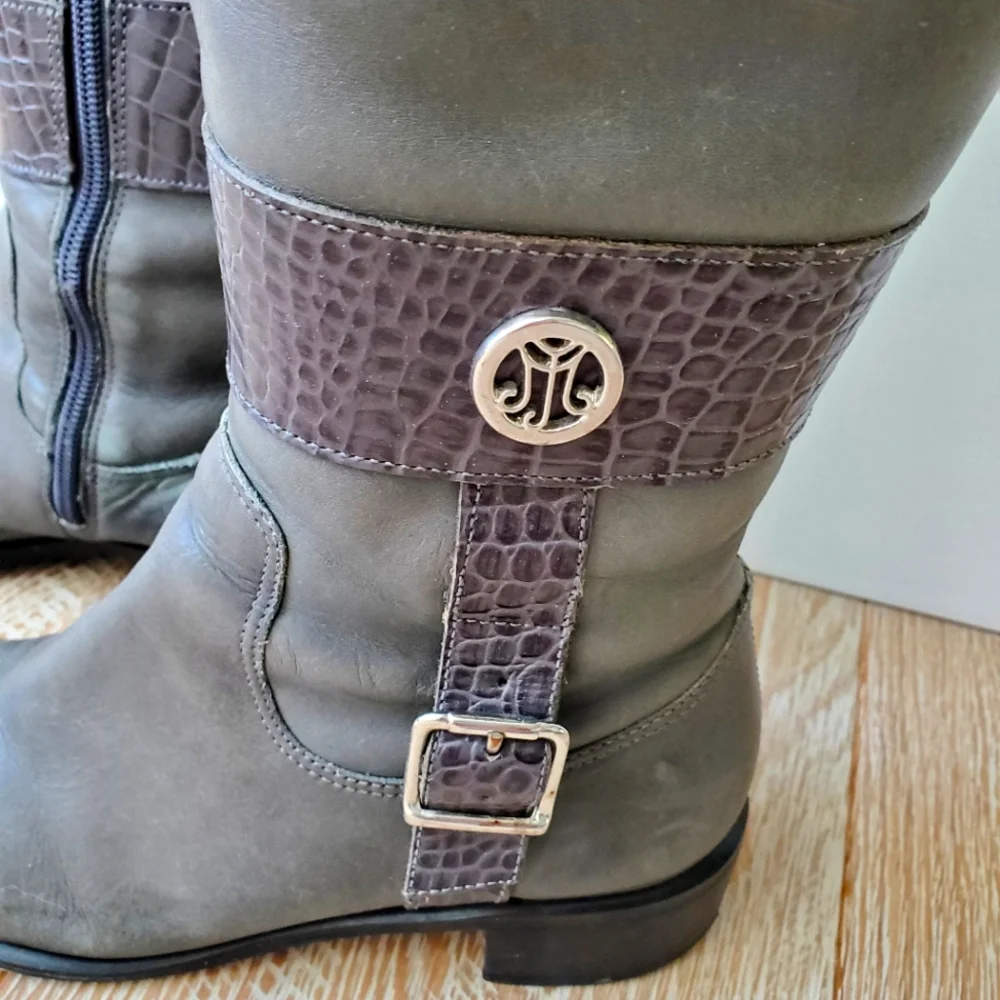🌲 Russell and Bromley leather boots - Picture 2 of 6
